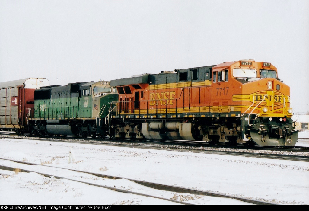 BNSF 7717 East